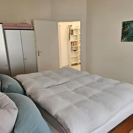 New 2 Bedroom - 15min From Paradeplatz Цюрих